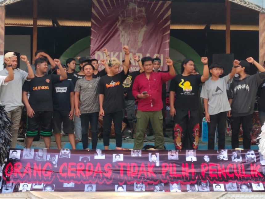 Deklarasi aktivis buruh, petani, dan seniman yang digelar di Padepokan Lintang Kemukus Paduraksa, Pemalang, Jawa Tengah, Minggu, 22 Oktober 2023.