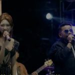 Duet Icha dan Judika dalam lagu Batak berjudul Mardua Holong. 