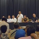 Wakil Wali Kota Surabaya, Armuji bersama Adies Kadir menerima keluhan warga dari tiga kecamatan.