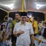 Wakil Ketua DPP Partai Golkar, Adies Kadir hadir di acara HUT Partai Golkar ke-61 di Sawotratap, Sidoarjo.