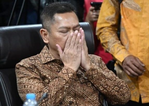 Anggota DPR RI, Adies Kadir mengucap syukur usai mengikuti sidang kode etik di DPR RI.